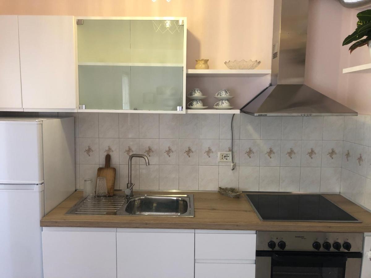 Itan'S Apartment-Lovely Guest Apartment In Center 地拉那 外观 照片