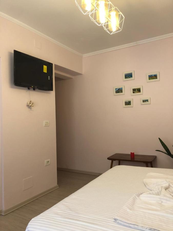 Itan'S Apartment-Lovely Guest Apartment In Center 地拉那 外观 照片