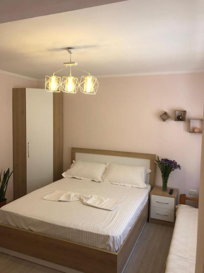 Itan'S Apartment-Lovely Guest Apartment In Center 地拉那 外观 照片